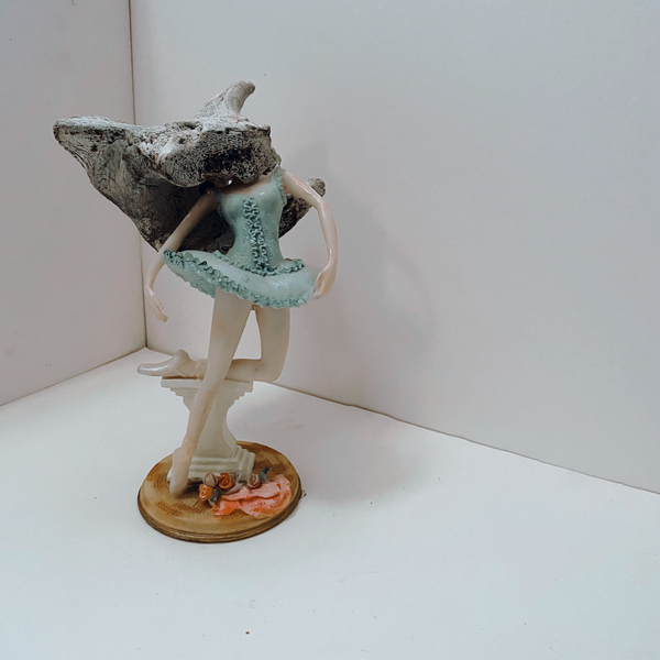 Ballerina II